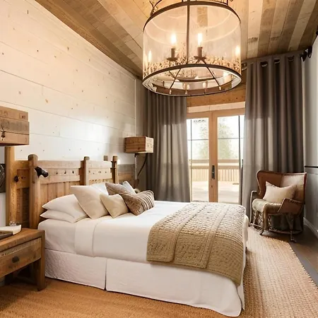 Elena, Five Bedrooms Sea View Private Pool Holiday home *